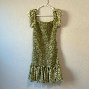 Hesperus green and white floral smocked dress Large
